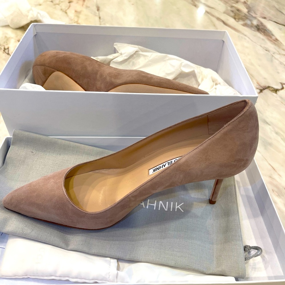 BRAND NEW!! Manolo Blahnik BB 70mm Nude size 37